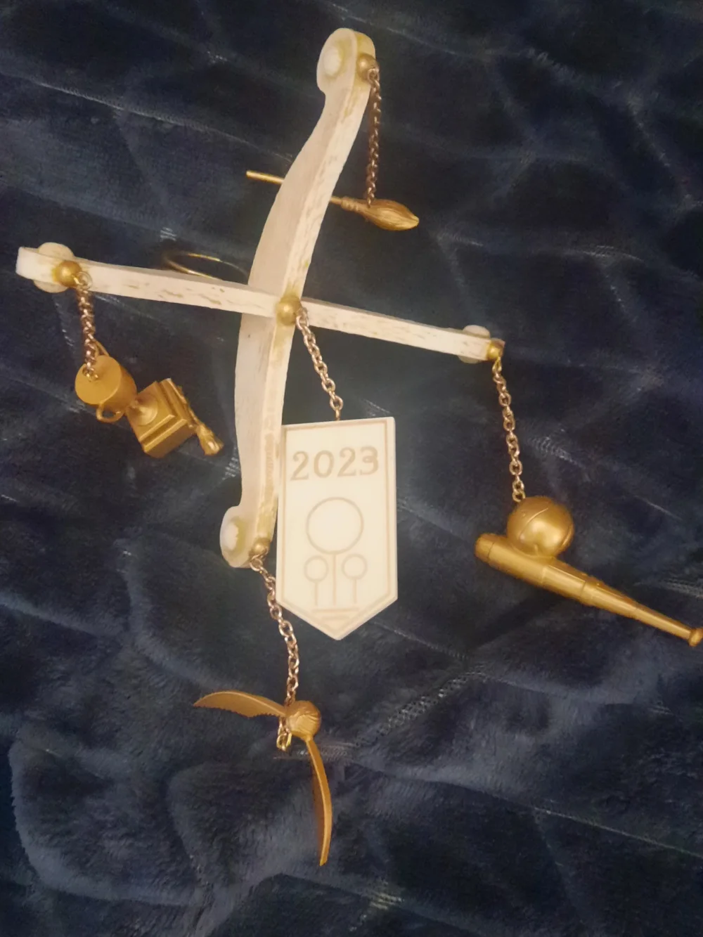 Hallmark Gold and Cream Harry Potter Real Keeper Ornament